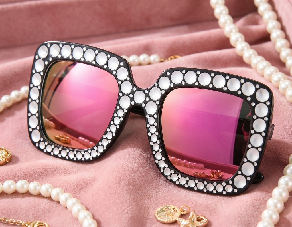 The Valentina Diamond Square Sunglasses