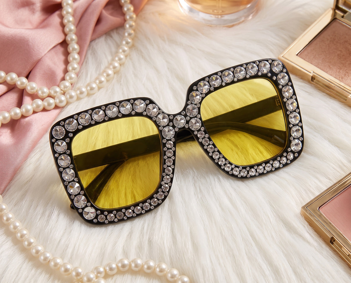 The Valentina Diamond Square Sunglasses